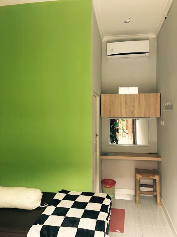 Guest House Rumah Lombok Syariah Mataram Buitenkant foto